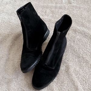 Salvatore Ferragamo Boutique Suede Bootie 7.5 B